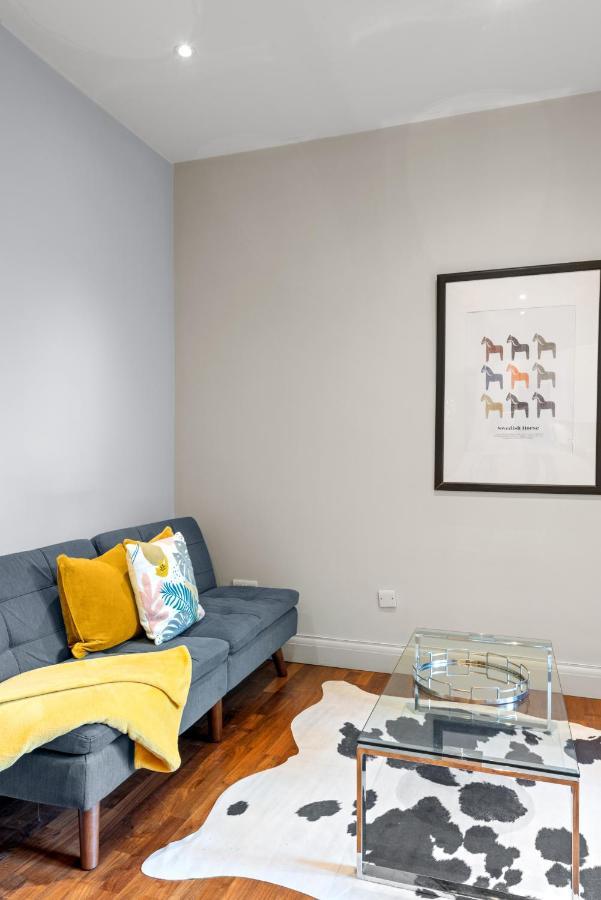 Notting Hill: Stylish 1br With Terrace - London